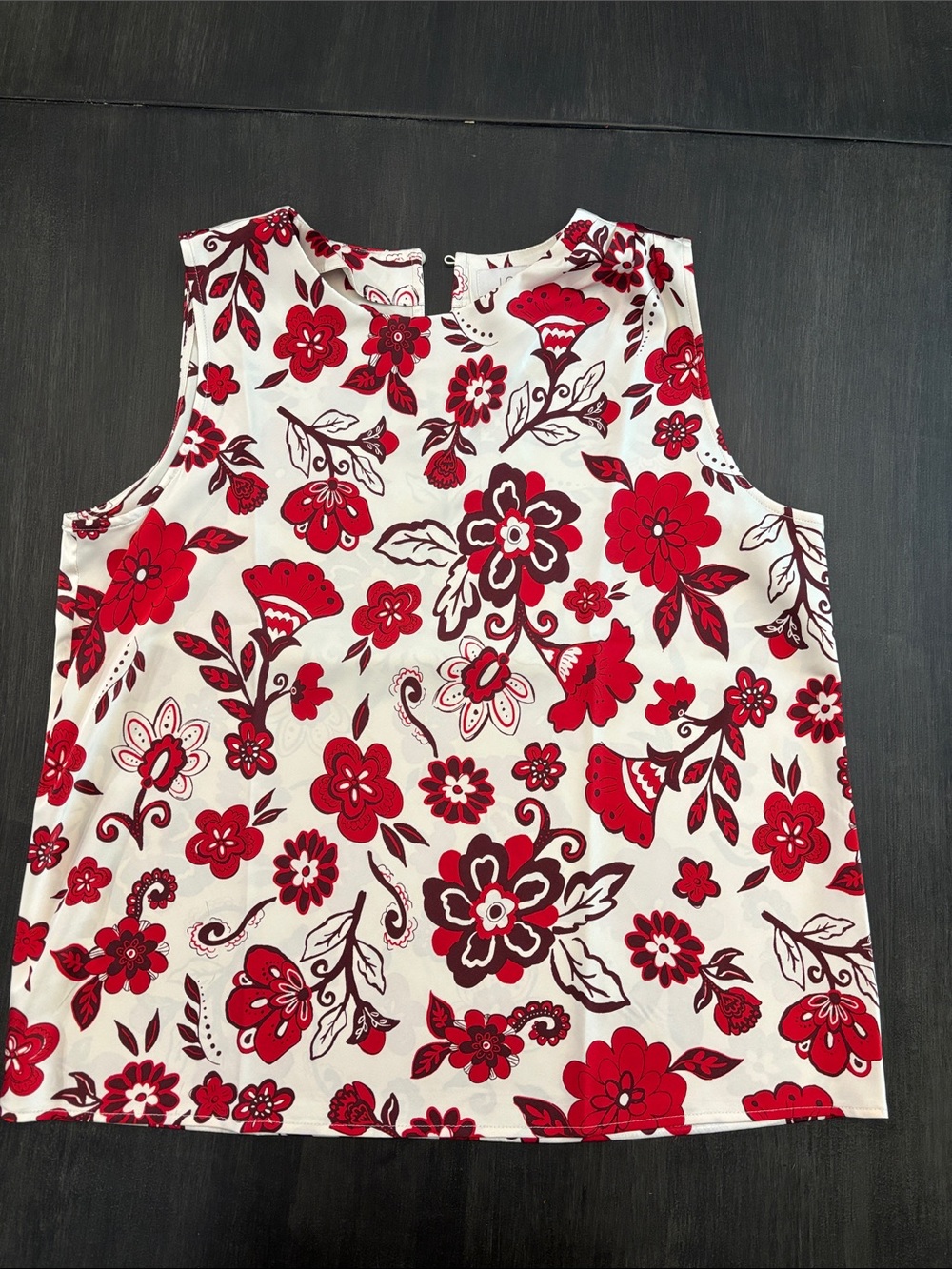 LOFT Red and White Floral Sleeveless Blouse